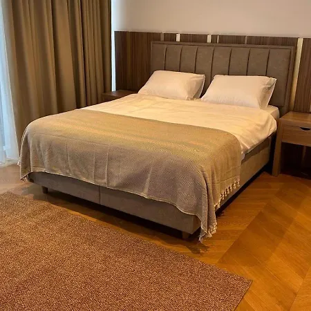 Royal Garden 7 * Dosemealti