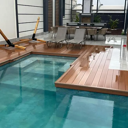 Villa Royal Garden 7 *