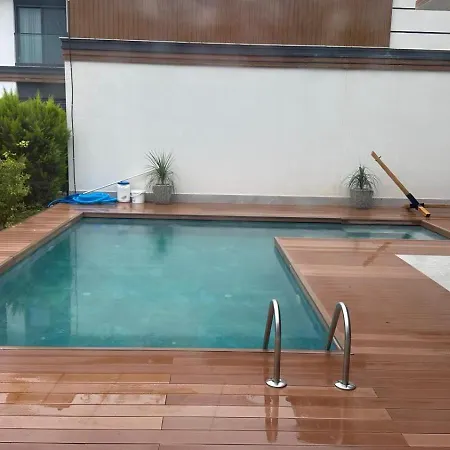 Royal Garden 7 Villa