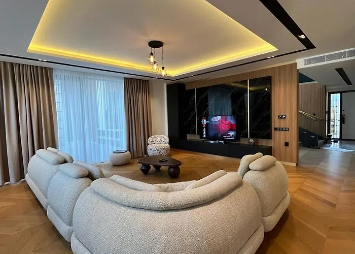Royal Garden 7 Villa *